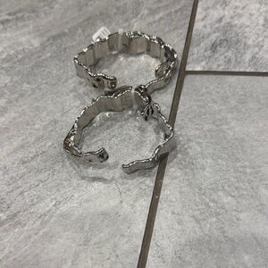 Silver tone Textured Women's Bracelet (get two sets for almost the price of one)
